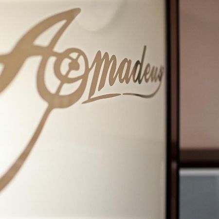 Amadeus Motel Lomza Bagian luar foto