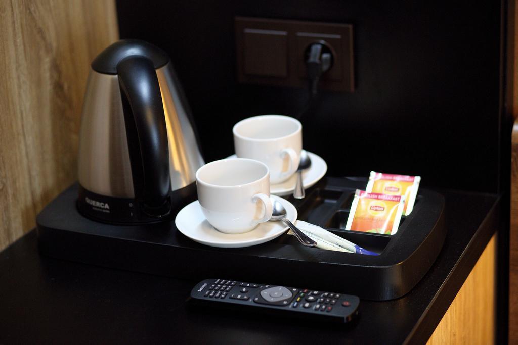 Amadeus Motel Lomza Bagian luar foto